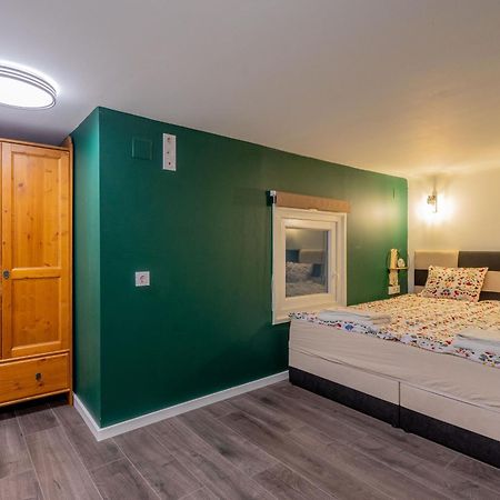 Full Equipment Designed Apartment In The Heart Of Budapest For 4 People Exterior foto