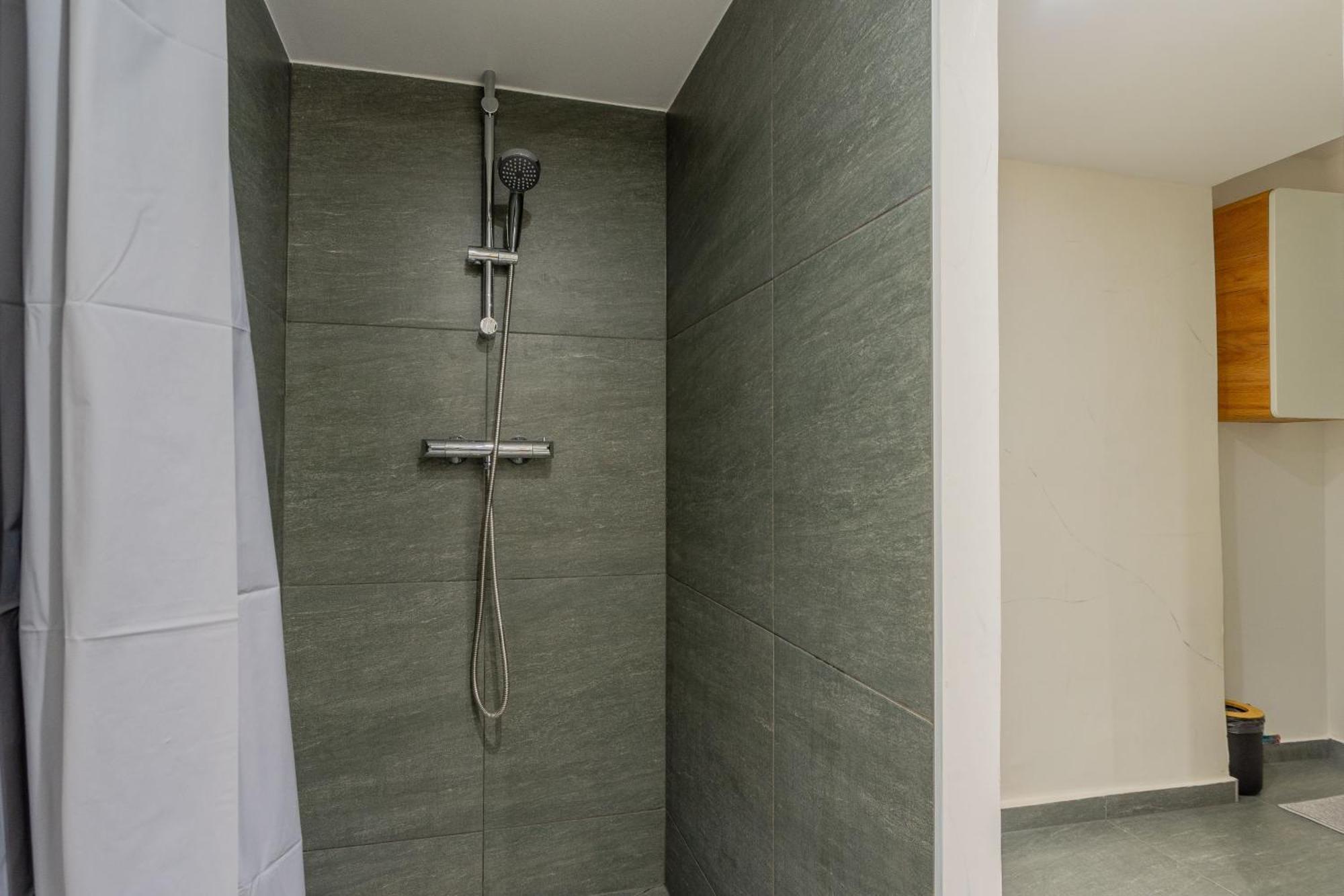 Full Equipment Designed Apartment In The Heart Of Budapest For 4 People Exterior foto